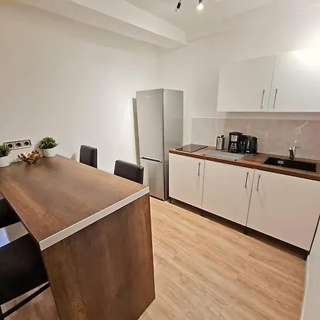 Gregbnb - T2 Design 43m2 - Est - Wifi Fibre - N2 Apartment *